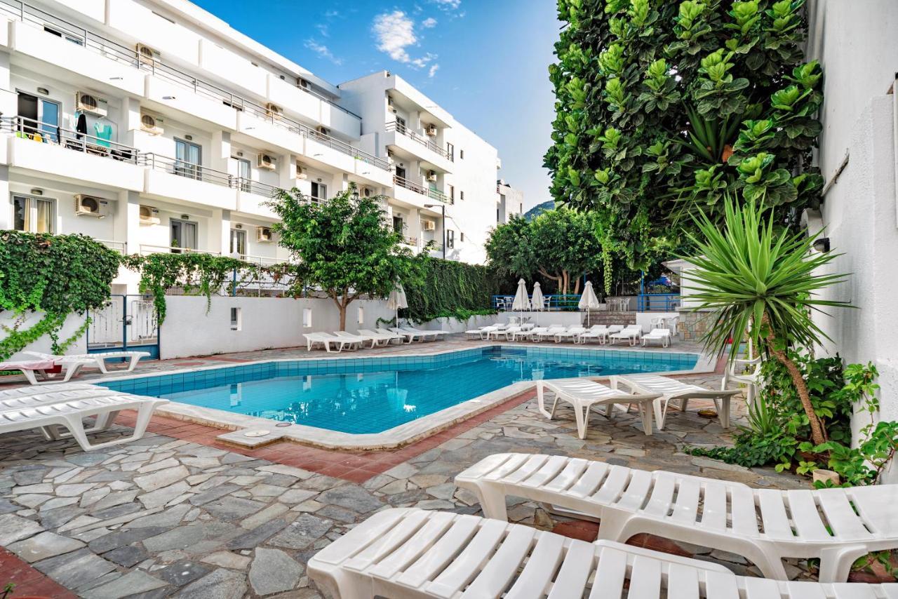 Hotel Iro Hersonissos  Exteriör bild